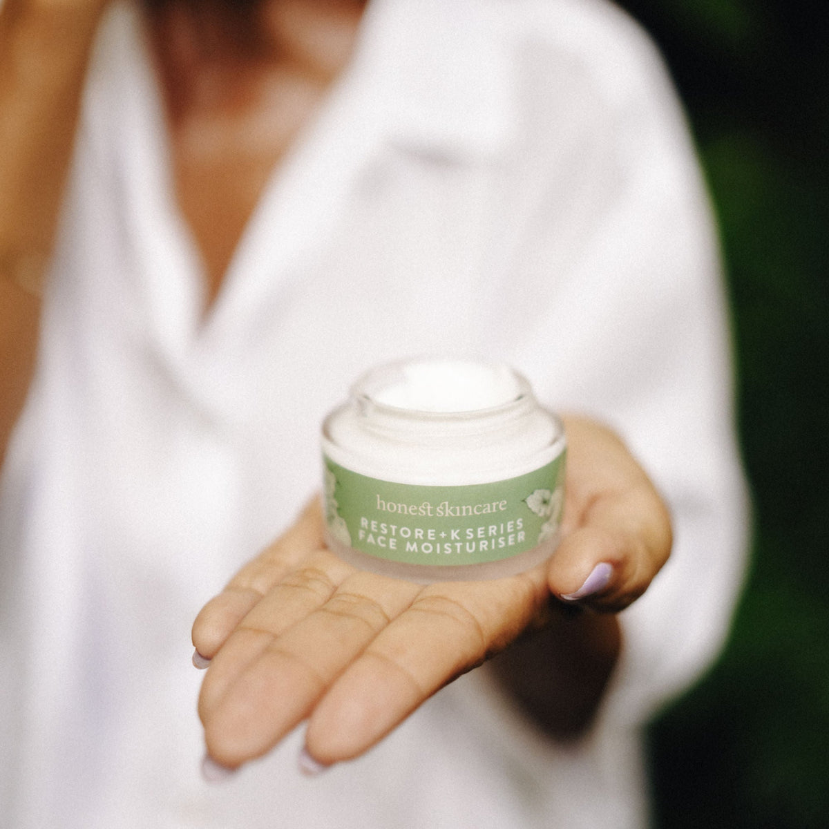 How to Soothe Winter Skin Naturally at Home