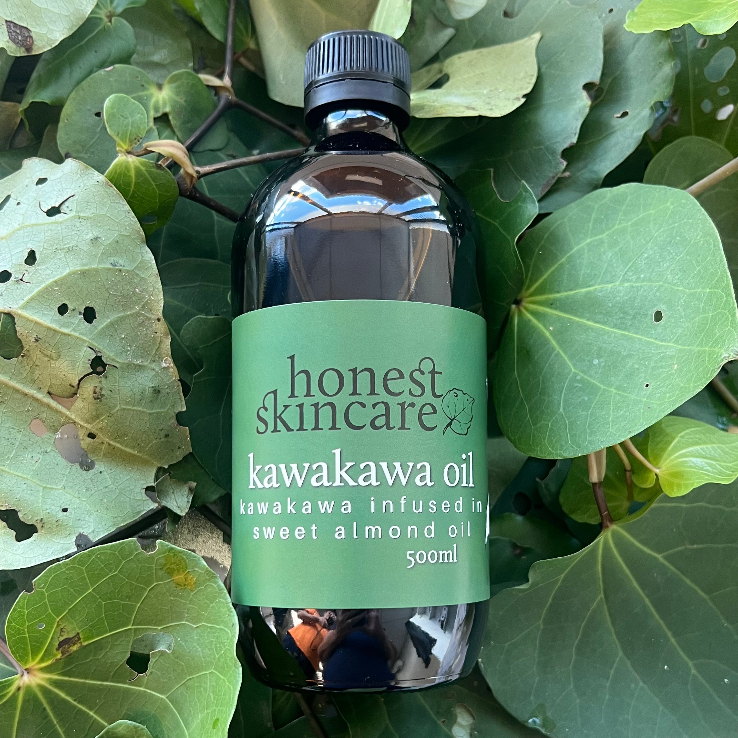 Kawakawa Infused Sweet Almond Oil (Bulk)